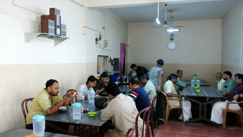 People enjoying Kanji at Sinan Kanji Kada