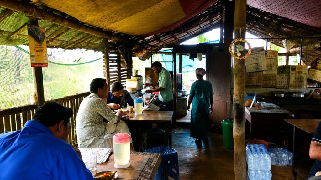Inside Kunjoottante Chayakada