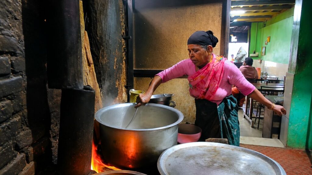 Making Palakkad Wedding Biriyani at Chali Annante Kada