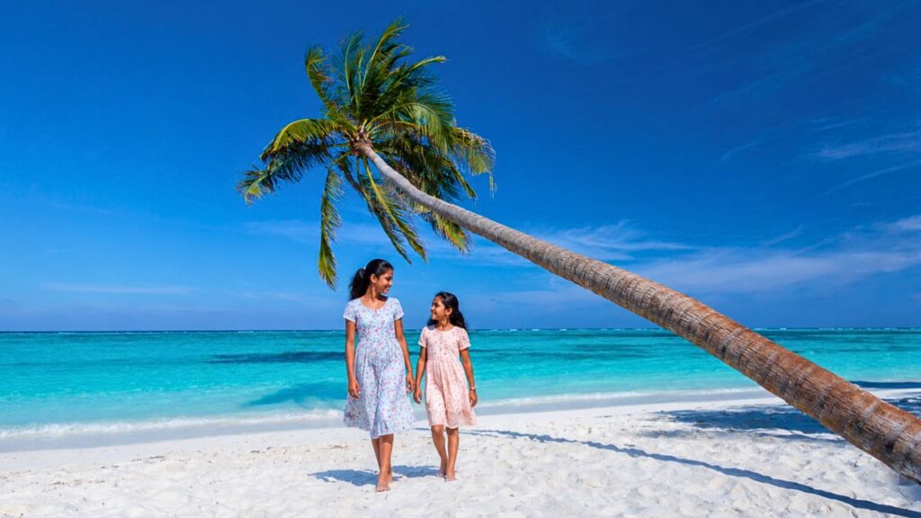 Island Resorts in Maldives - Maldives Travel Guide