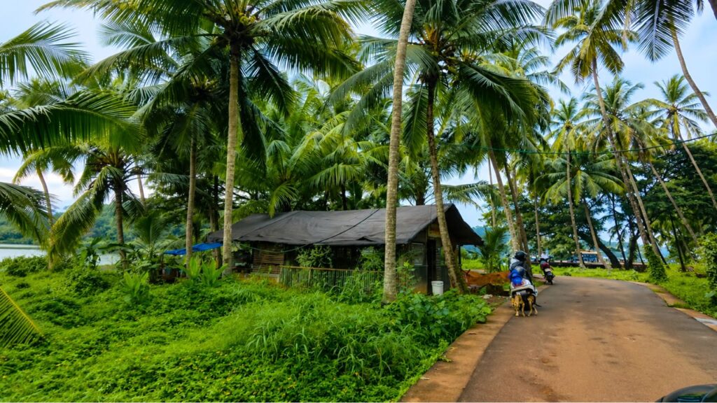 Nostalgic Tea Shop in Kozhikode - Kunjoottante Chayakkada