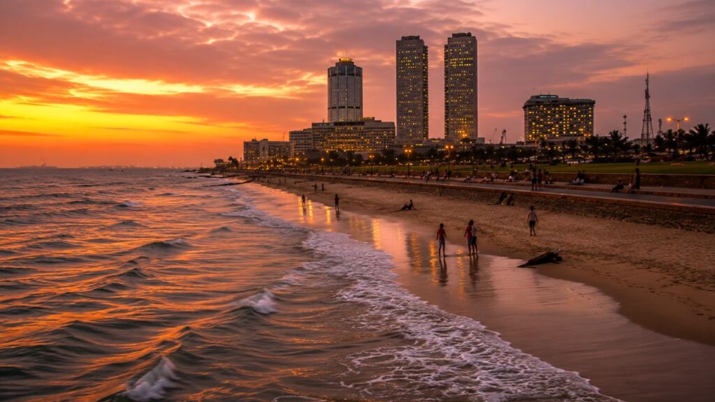 Sunset at Galle Face Green - Things to do in Colombo