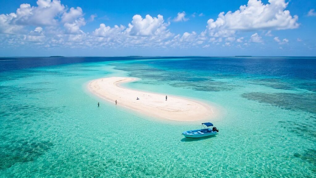 Visit a Sandbank - Maldives Travel Guide