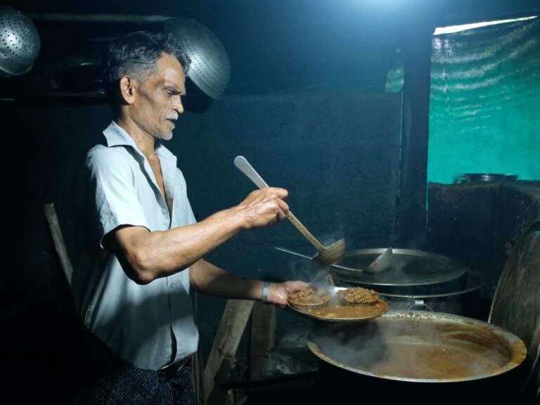 Thangalikkante Parotta Kada in Mannarkkad